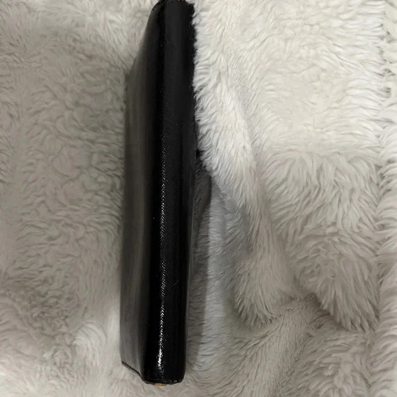 Prada Patent Leather Large Zippy Wallet - Picture 10 of 11